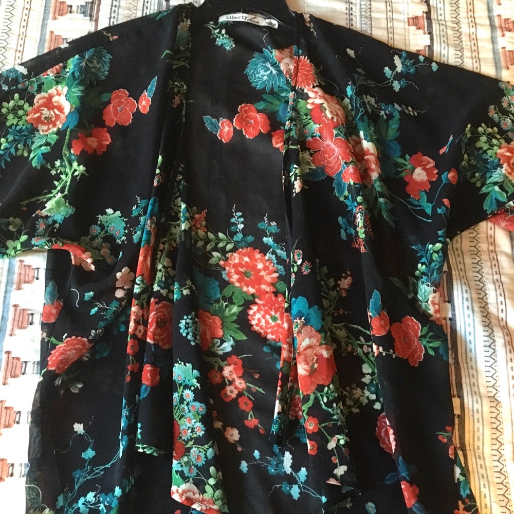 Liberty Love kimono